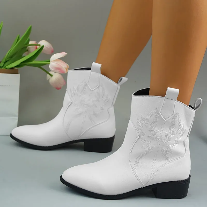 Embroidered cowboy boots England style medium chunky heel short boots
