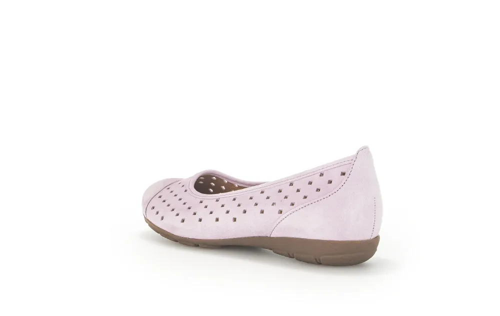 Gabor Ruffle 24.169 Ladies Ballet Pumps
