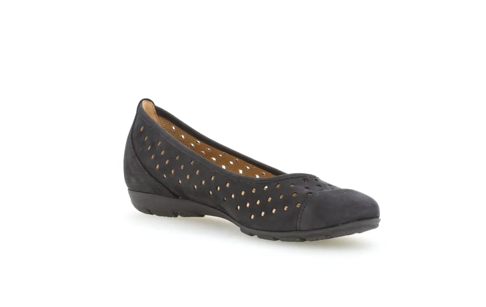 Gabor Ruffle 24.169 Ladies Ballet Pumps