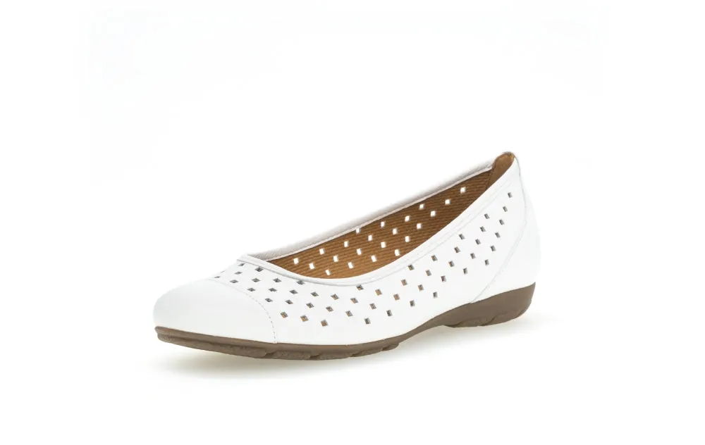 Gabor Ruffle 24.169 Ladies Ballet Pumps