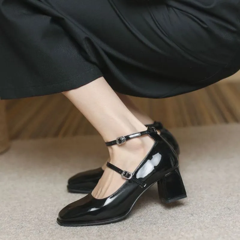 Glossy Mary Jane Pumps