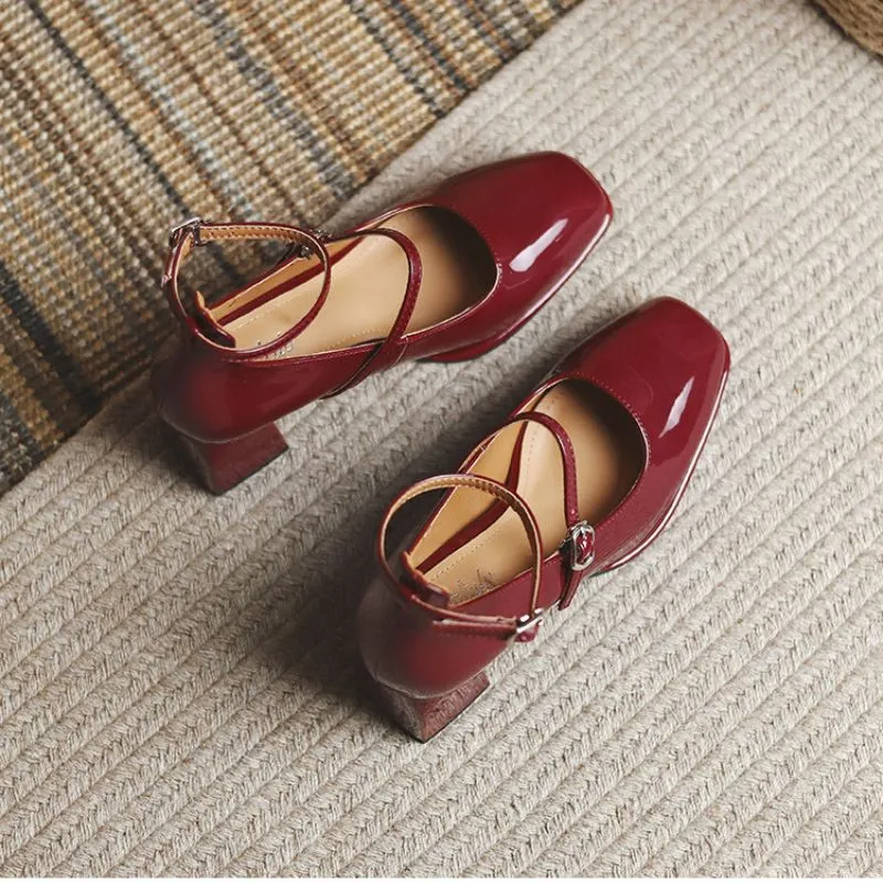 Glossy Mary Jane Pumps
