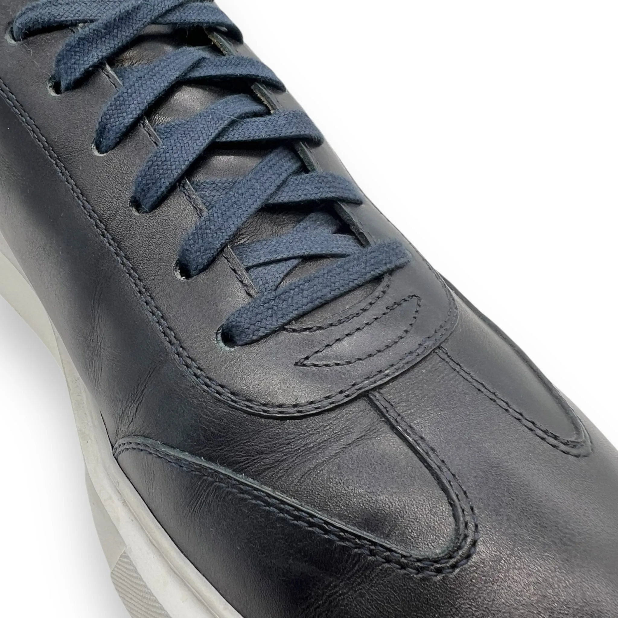 Magnanni Men’s Leather Sneakers