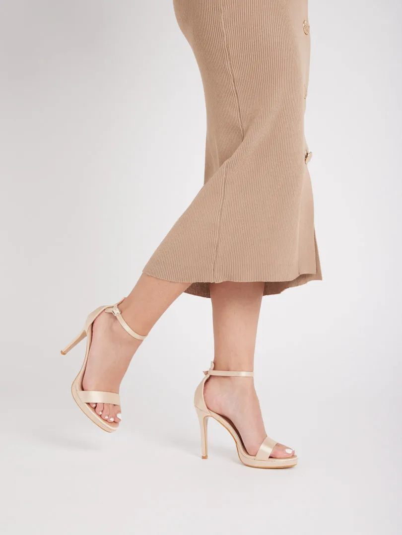 Sandales stilettos satinées