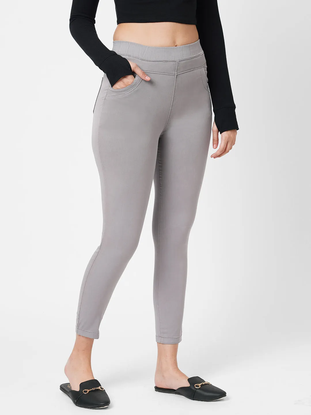 Women Super High-Rise Skinny Fit Jegging