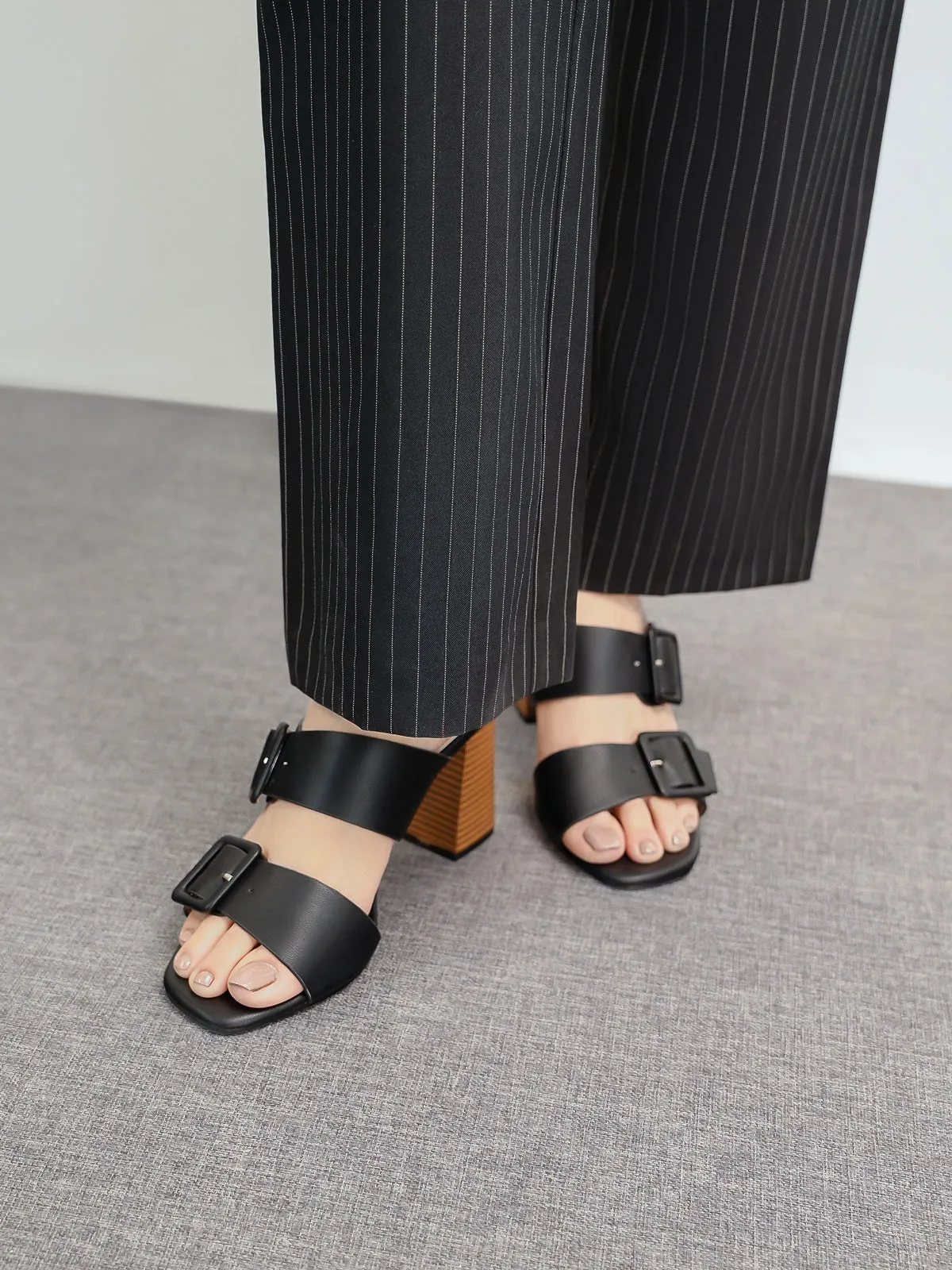 Womens "Chantria" Block Heel Sandals