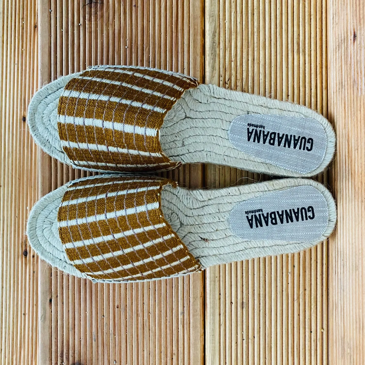 Woven slip on gold