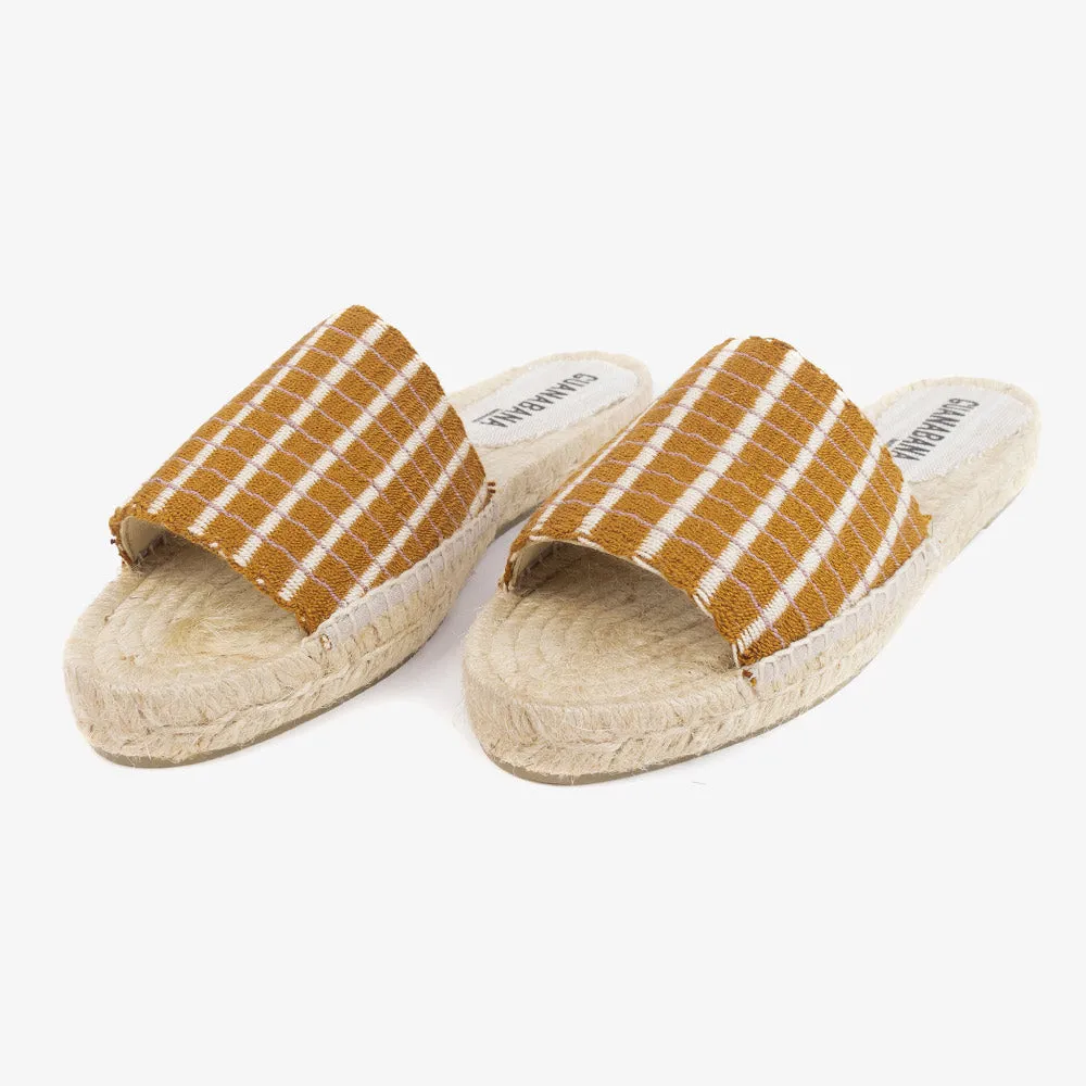 Woven slip on gold