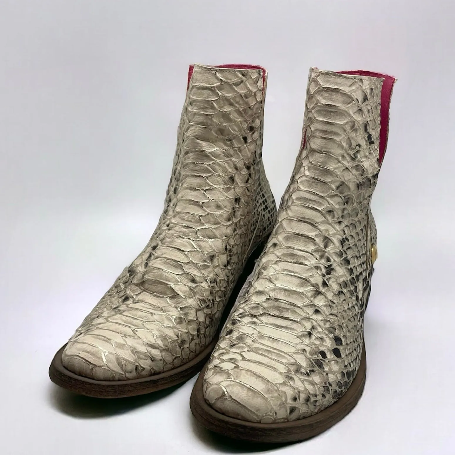 Zane Gold croc